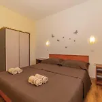 Haus Jelena 2 * 비오그라드나모루