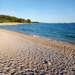 Apartman Haus Jelena 2 *
