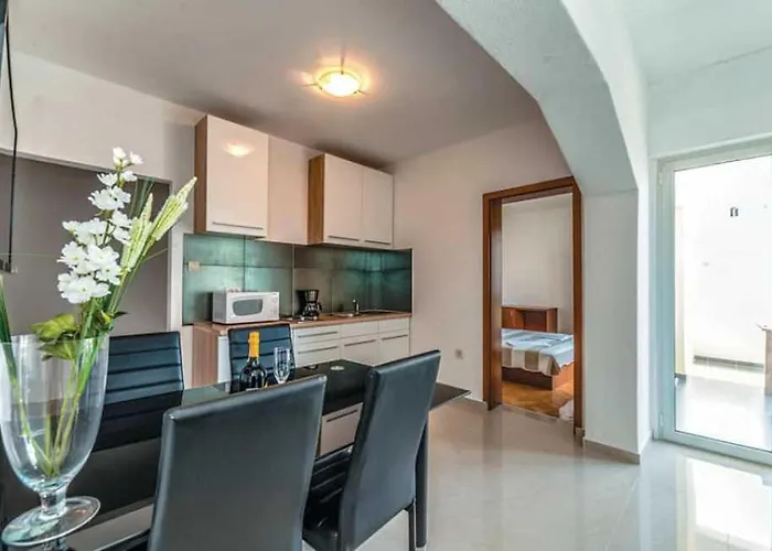 Haus Jelena 2 דירה
